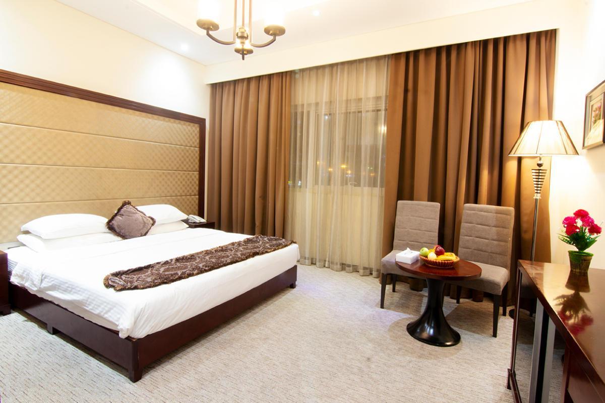 Milestone Hotel Apartment Dubaj Exteriér fotografie