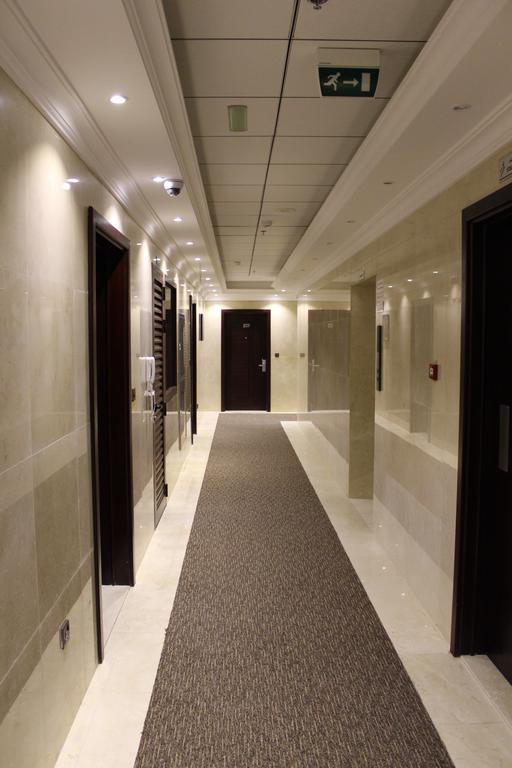 Milestone Hotel Apartment Dubaj Exteriér fotografie