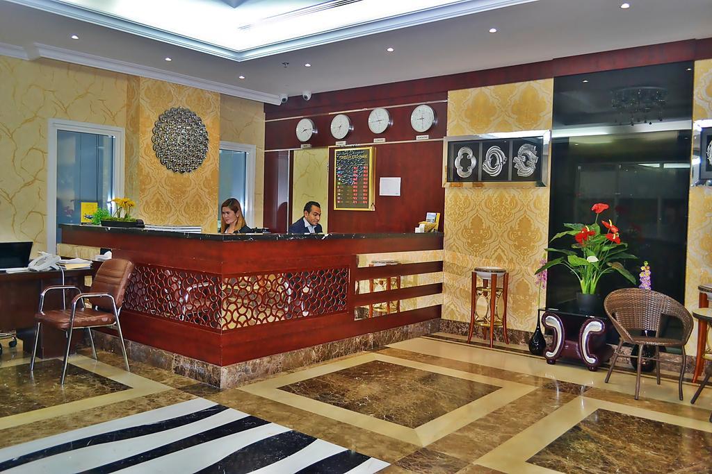 Milestone Hotel Apartment Dubaj Exteriér fotografie