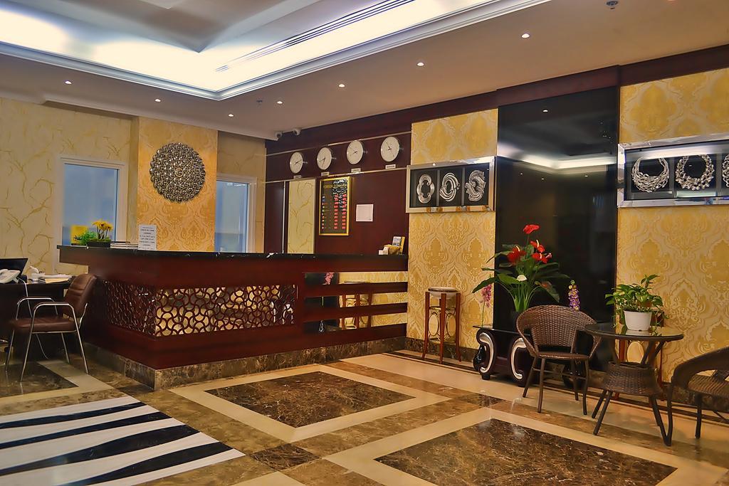 Milestone Hotel Apartment Dubaj Exteriér fotografie